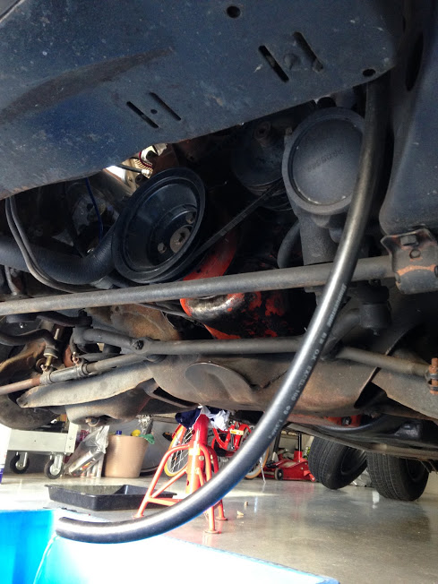 シボレーエルカミーノ ３５０エンジンのオイル漏れ修理 その１ 40歳から始める70年代アメ車生活